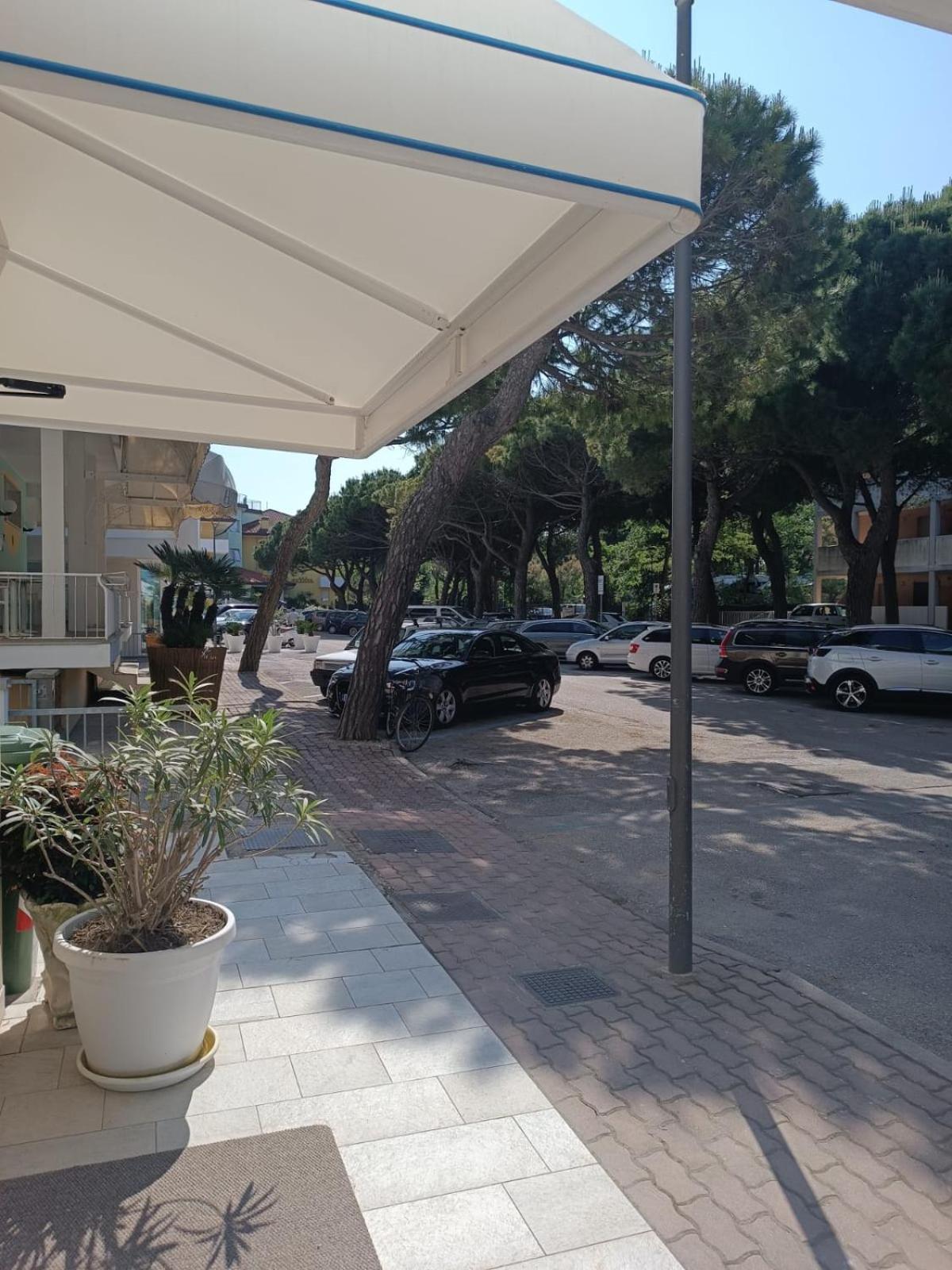 Hotel Tizian Beach Caorle Zewnętrze zdjęcie
