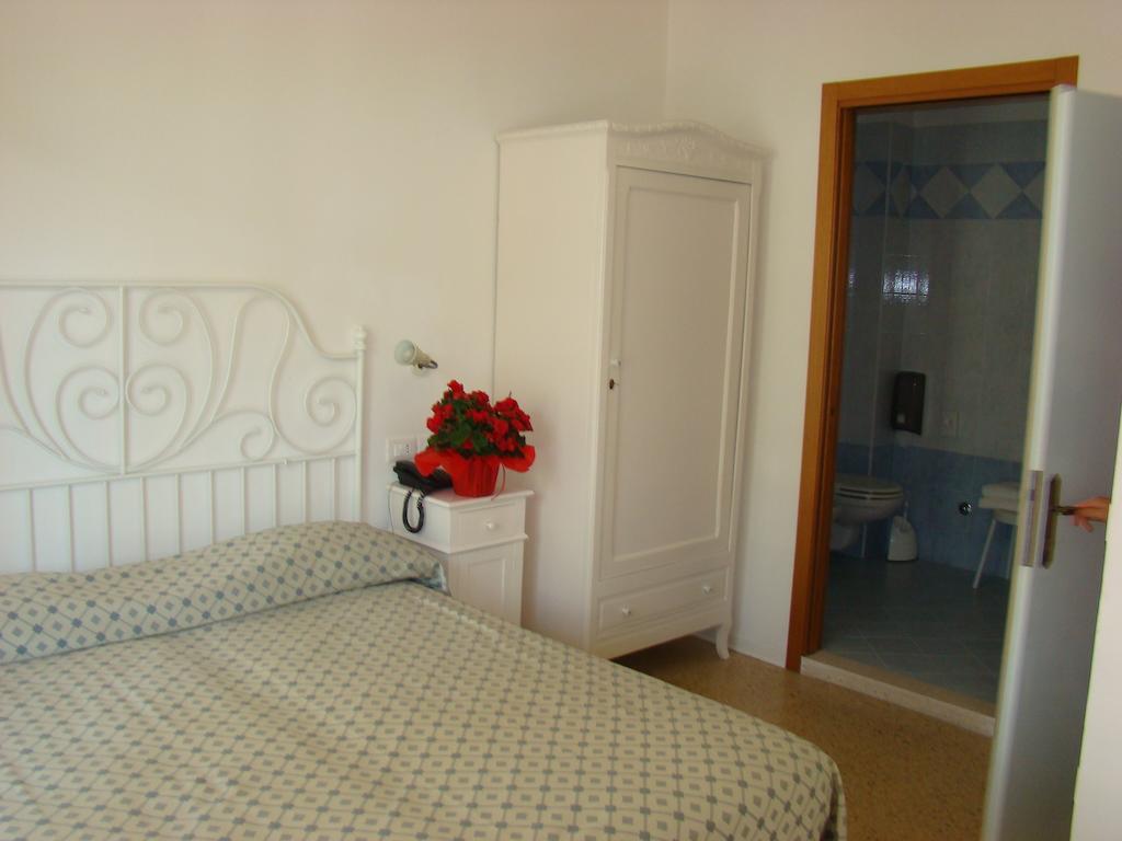 Hotel Tizian Beach Caorle Pokój zdjęcie