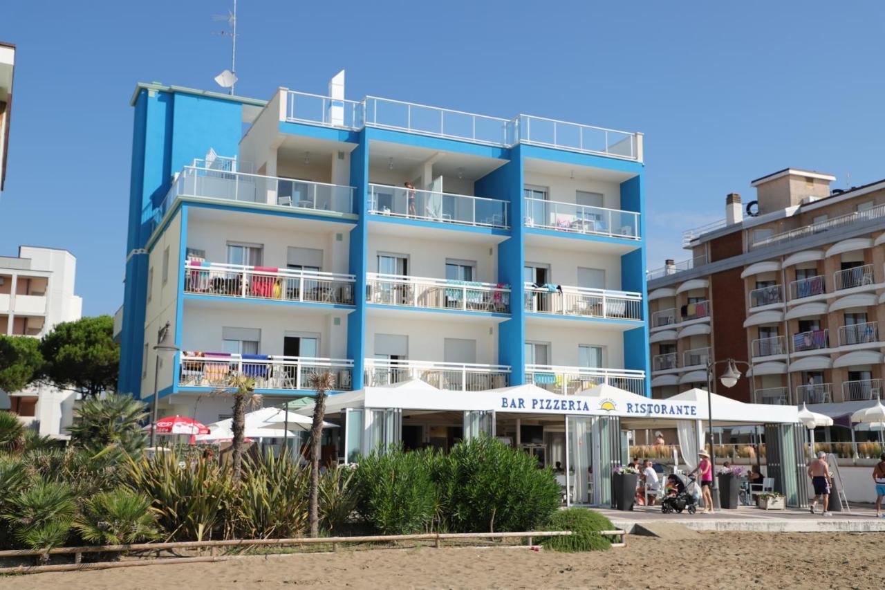 Hotel Tizian Beach Caorle Zewnętrze zdjęcie