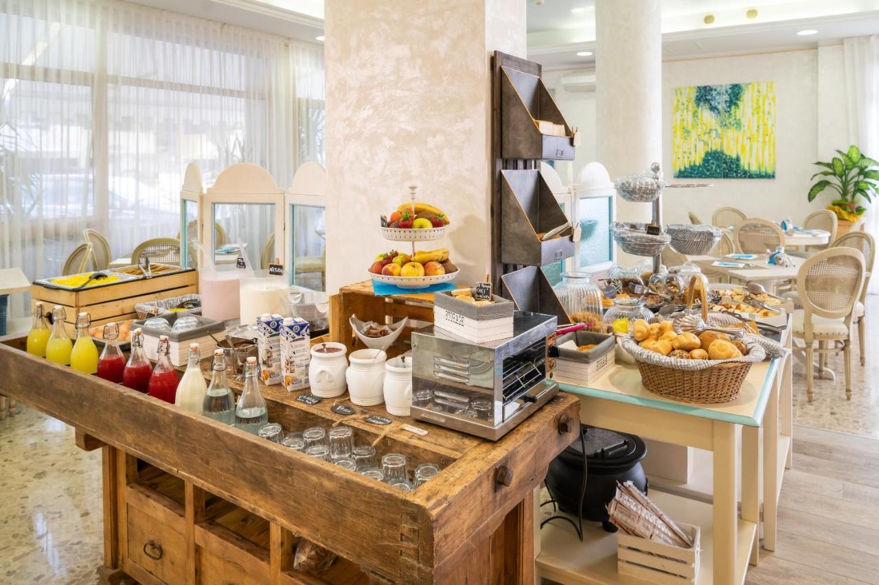 Hotel Tizian Beach Caorle Zewnętrze zdjęcie