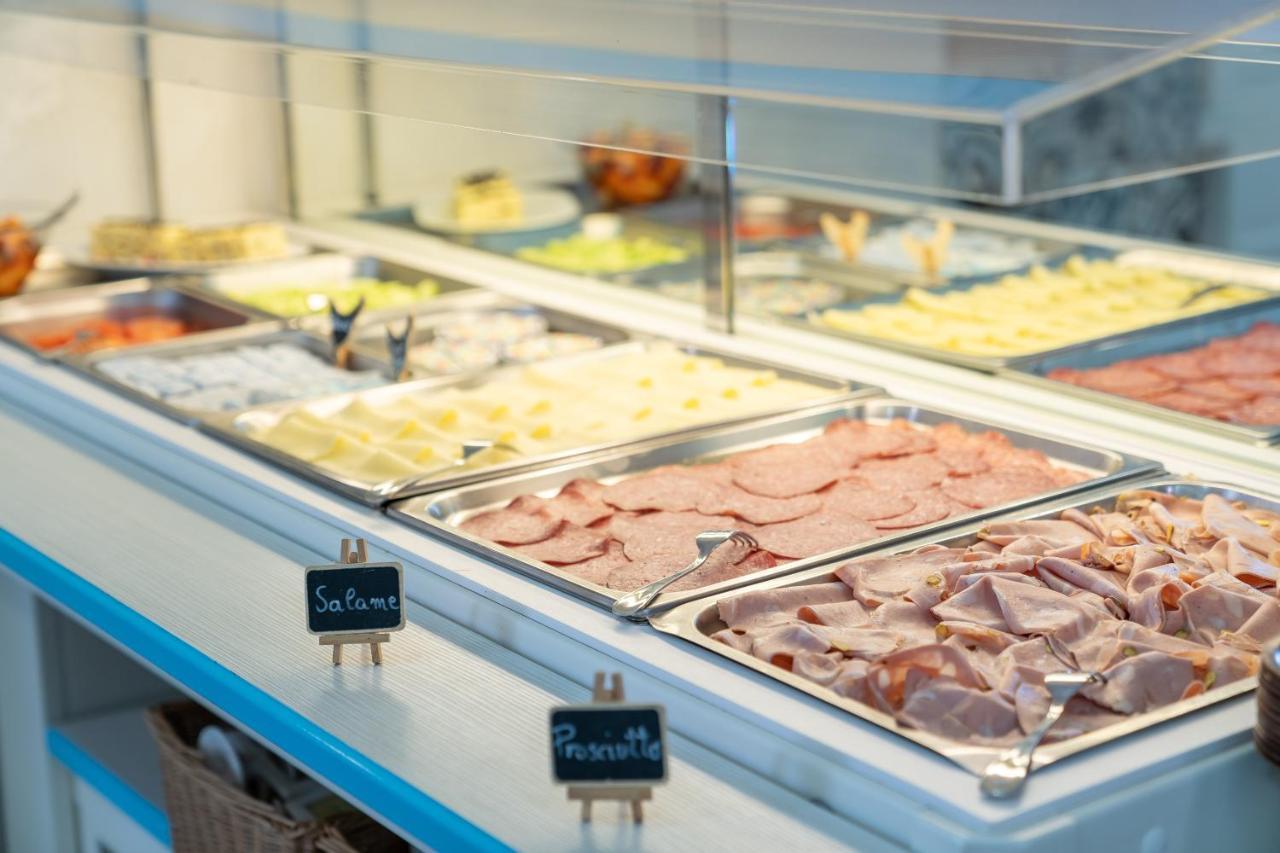 Hotel Tizian Beach Caorle Zewnętrze zdjęcie